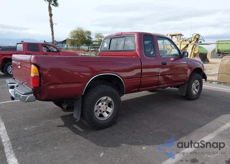 1999 Toyota Tacoma Prerunner V6 z USA, uszkodzony, nr VIN 4TASN92N5XZ494025
